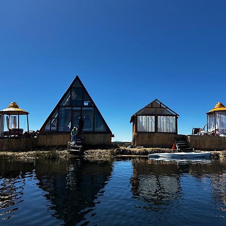 Uros Waliski Lodge プーノ エクステリア 写真