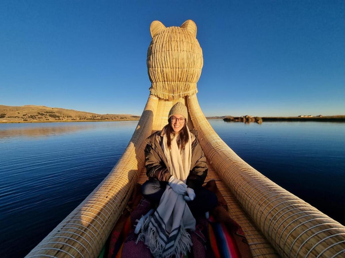Uros Waliski Lodge プーノ エクステリア 写真