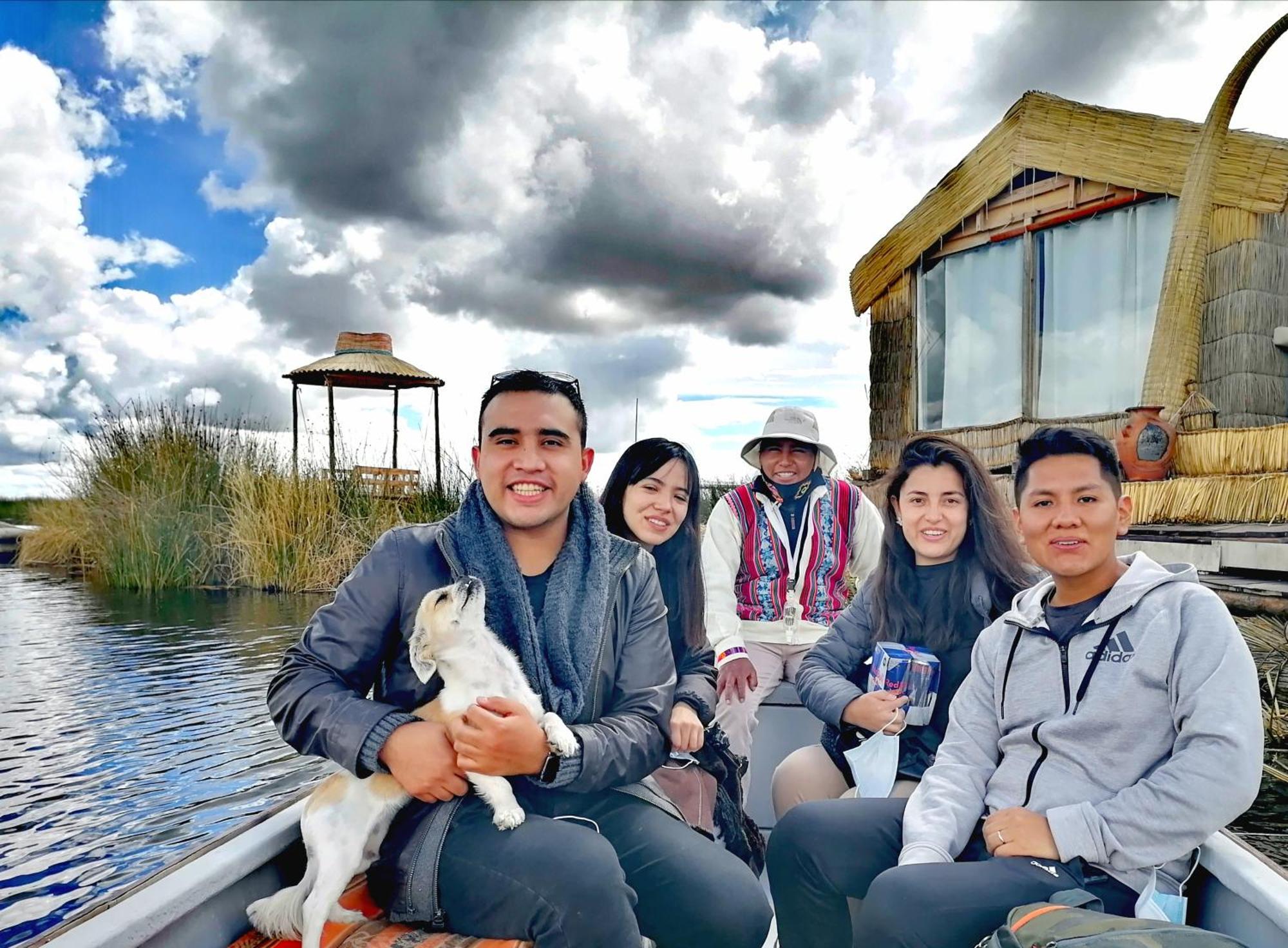 Uros Waliski Lodge プーノ 部屋 写真
