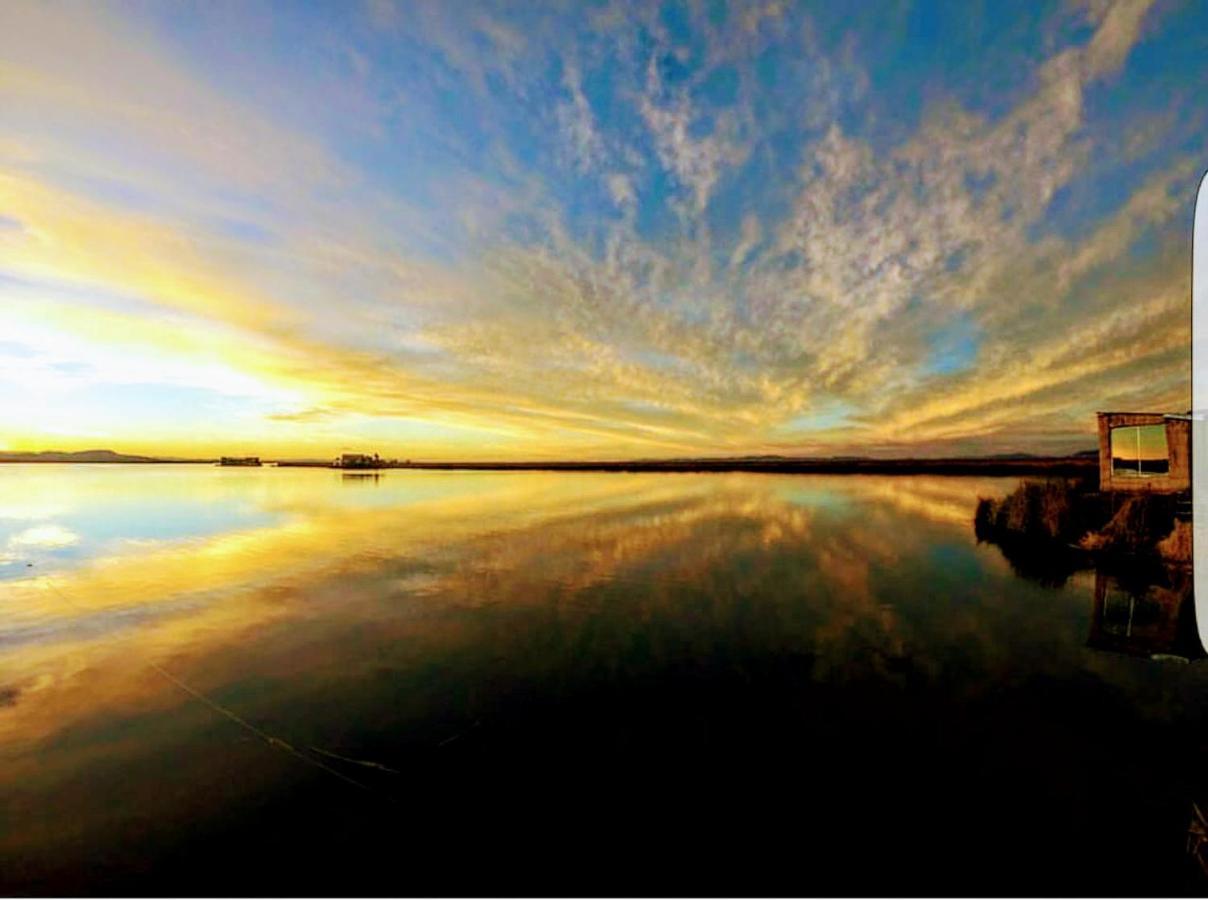 Uros Waliski Lodge プーノ エクステリア 写真
